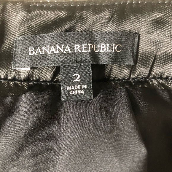 Banana Republic black tulip hem mini skirt Sz 2 - Picture 4 of 6